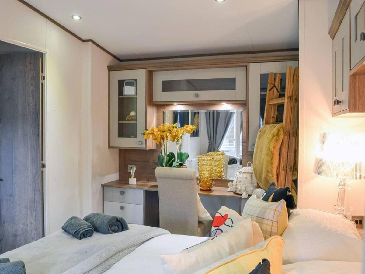 Luxury Boutique Style Lodge With Hot Tub Bridlington Eksteriør bilde