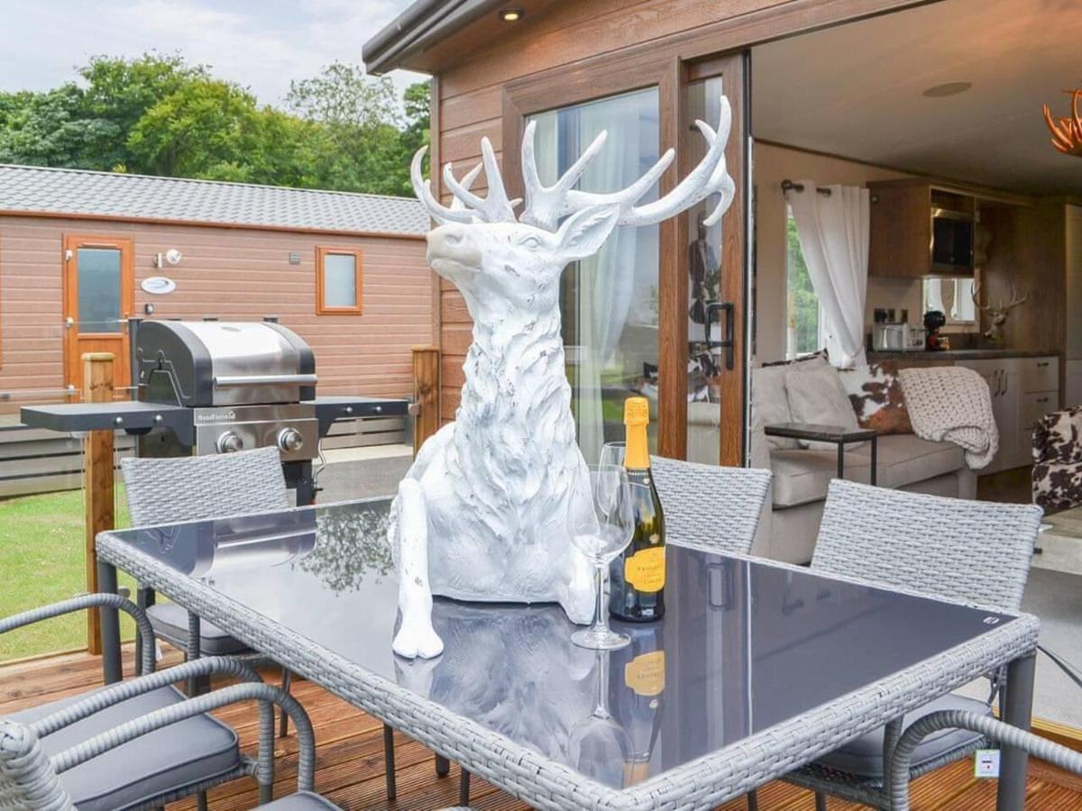 Luxury Boutique Style Lodge With Hot Tub Bridlington Eksteriør bilde