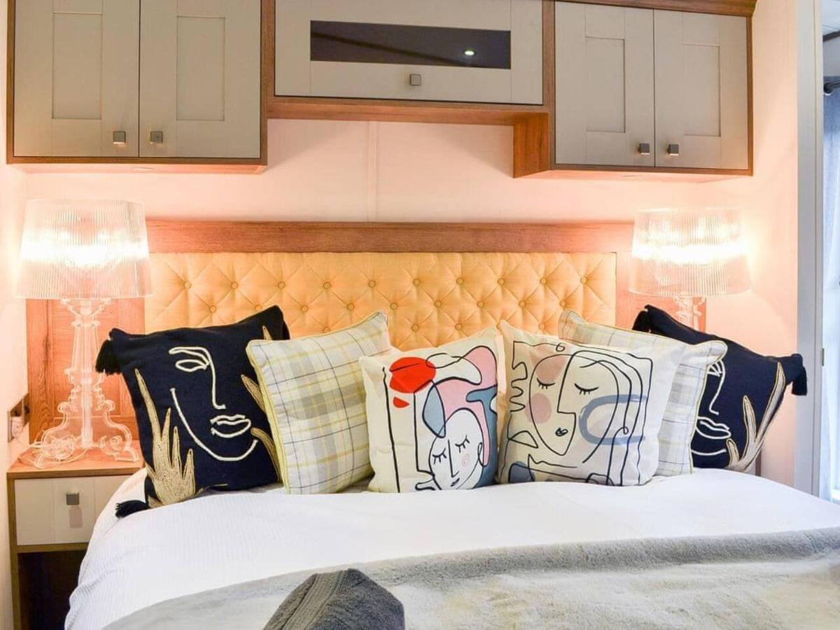 Luxury Boutique Style Lodge With Hot Tub Bridlington Eksteriør bilde
